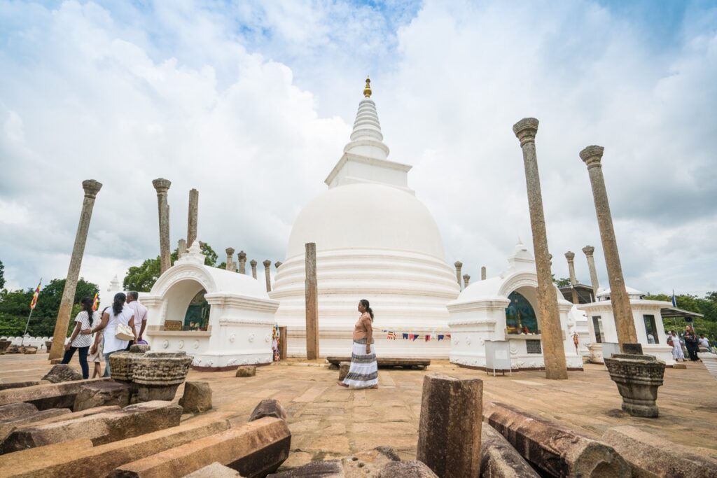 Travel Sri Lanka Anuradhapura